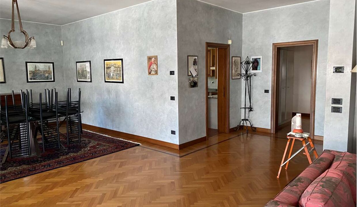 imm_18064-20250926095458-1280-