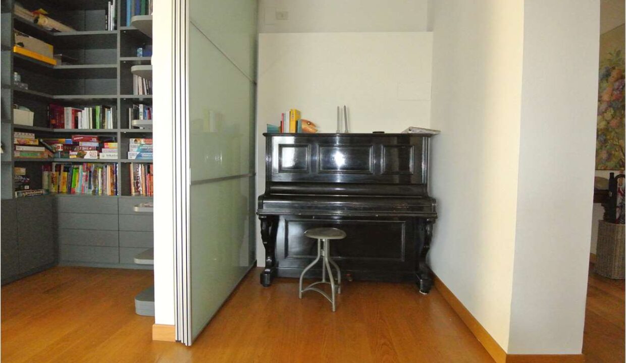 imm_17670-20251016095410-1280-