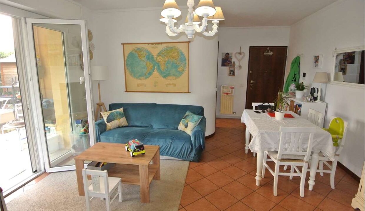 imm_18048-20250925182000-1280-