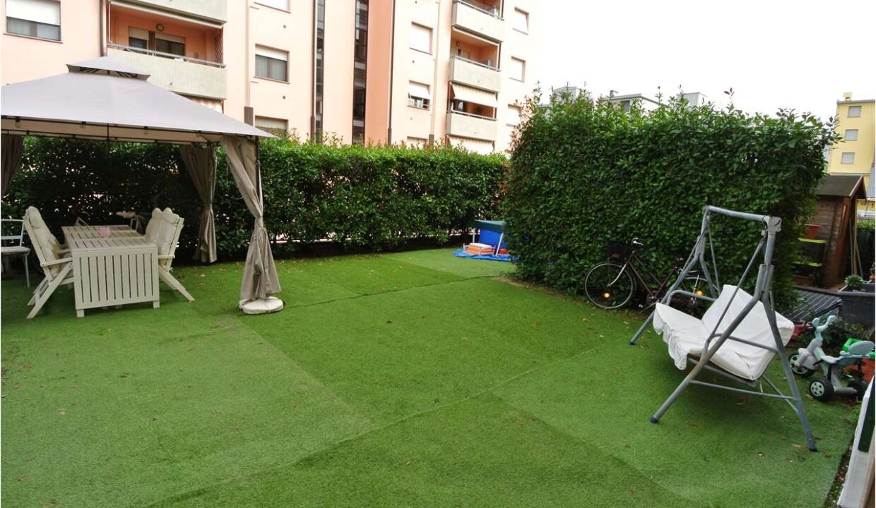 imm_18051-20250925182013-1280-