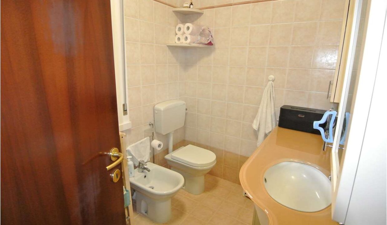 imm_18056-20250925182035-1280-