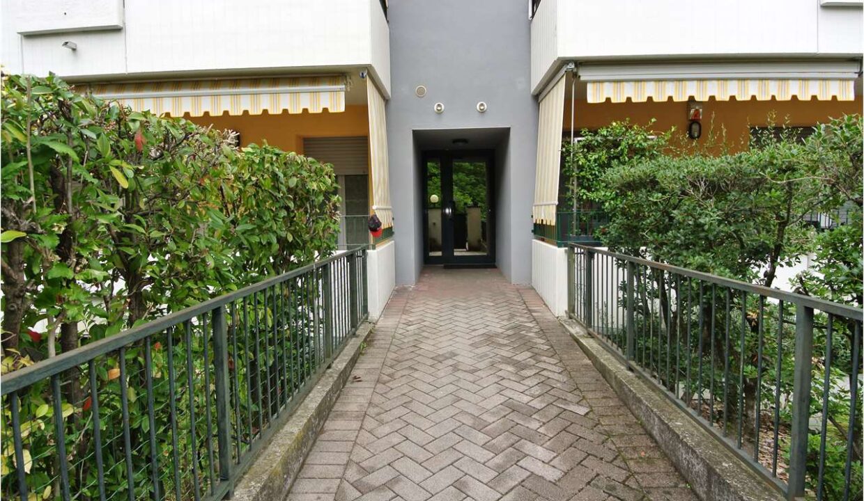 imm_18102-20251009102641-1280-