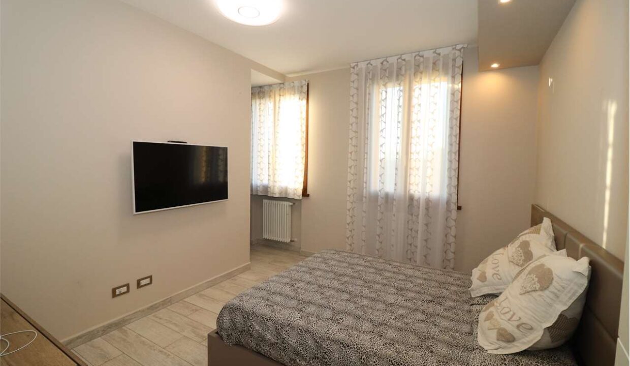 imm_18813-20260216162426-1280-