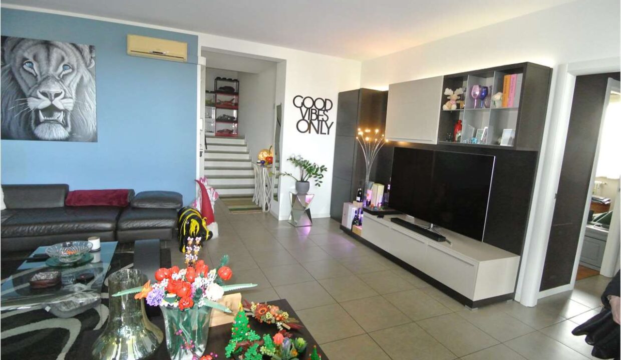 imm_17328-20250415110357-1280-