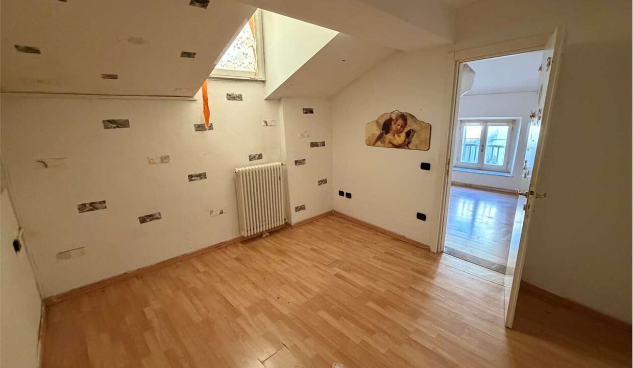 imm_18973-20260319121013-1280-