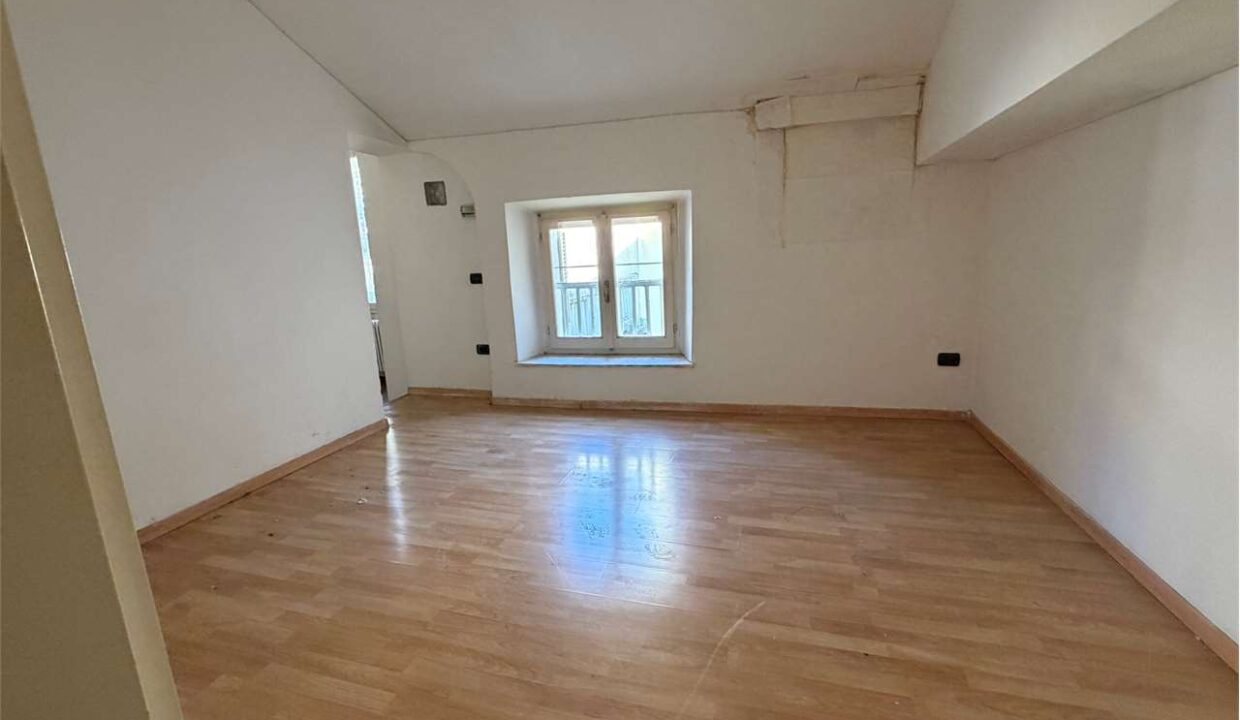 imm_18974-20260319121003-1280-