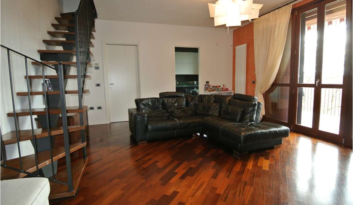 imm_19043-20260327183335-1280-