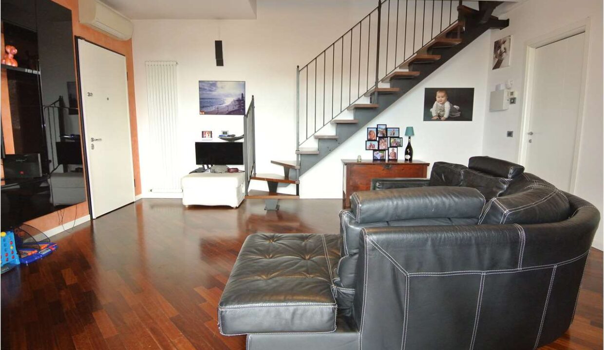 imm_19046-20260327183343-1280-